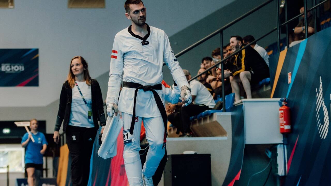 Aleksandar Radojkovic verlässt die internationale Bühne. Aleksandar Radojkovic verlässt die internationale Bühne.