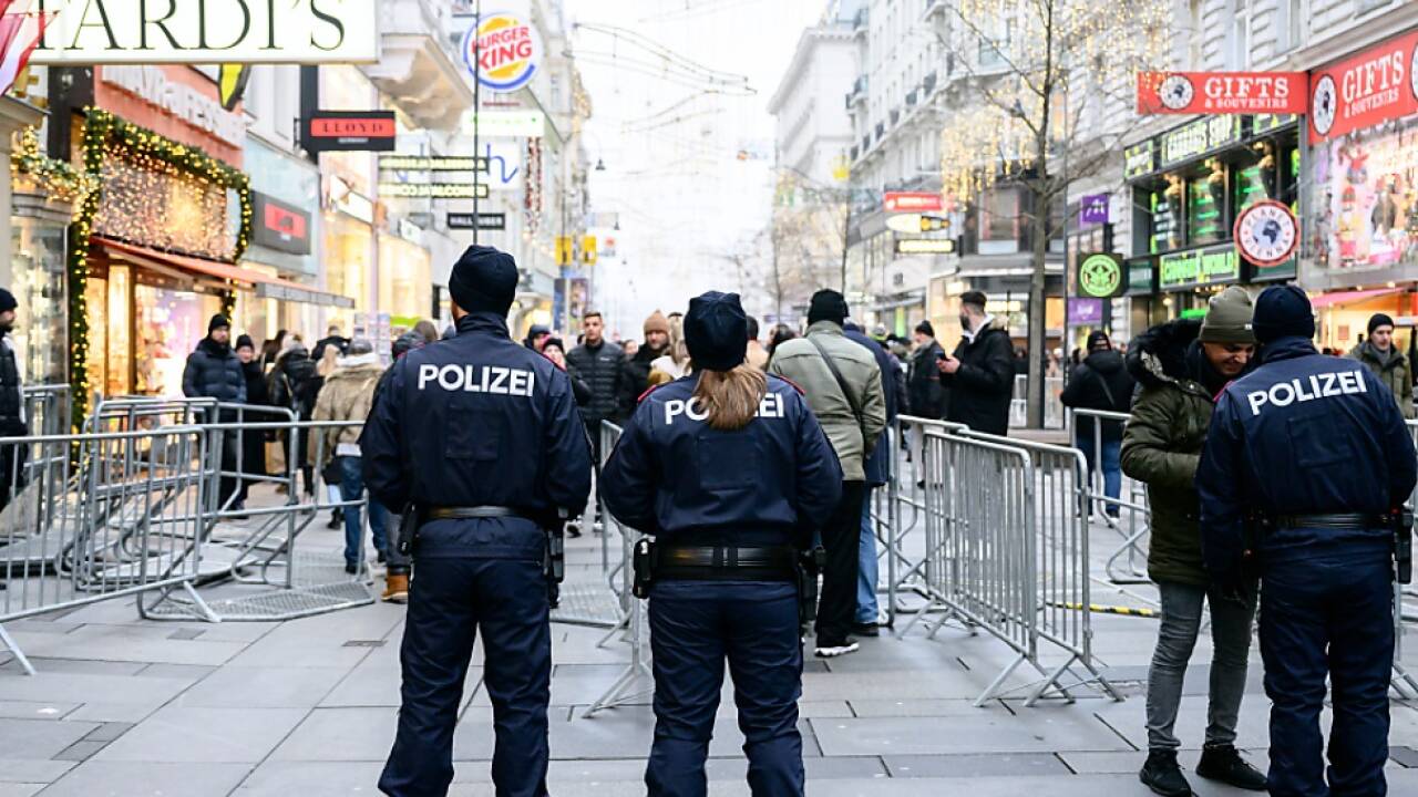 Polizei am Wiener Silvesterpfad 