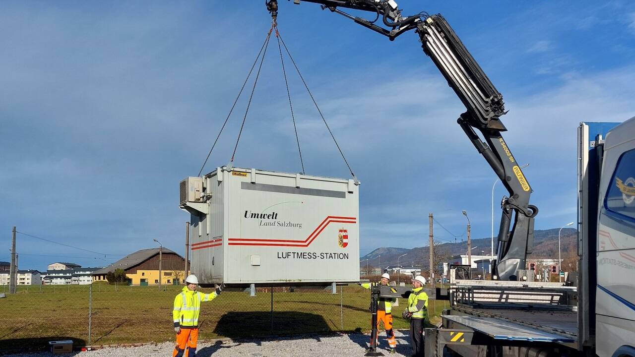 Das Land Salzburg betont, dass man auch im Jahr 2024 eine niedrige Feinstaubkonzentration in der Salzburger Luft verzeichnen konnte. In Hallein bekommt die Luftgüte-Messstelle einen neuen Standort. 