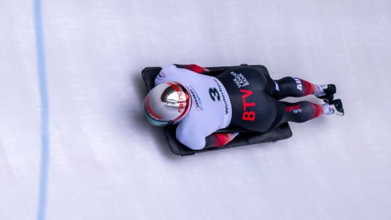 Janine Flock raste in Winterberg zum Sieg 