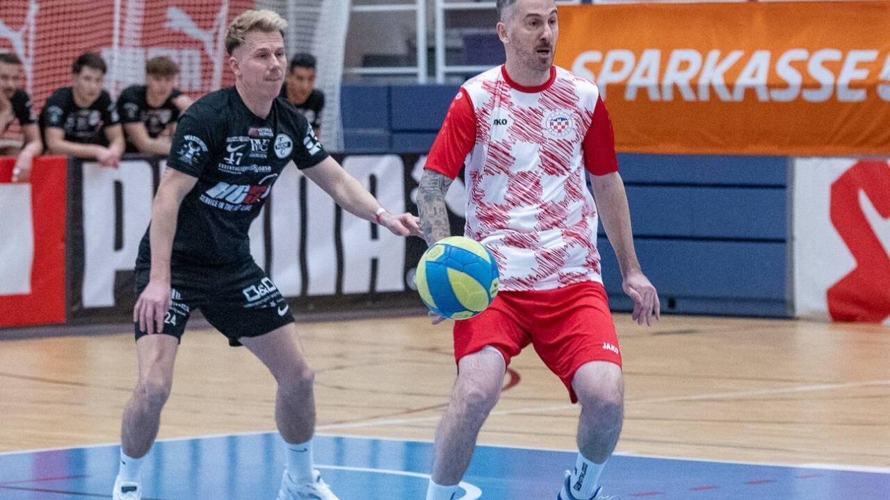 Damir Borozni (rechts) zog nicht nur mit Croatia Salzburg in die Finalrunde ein. 
