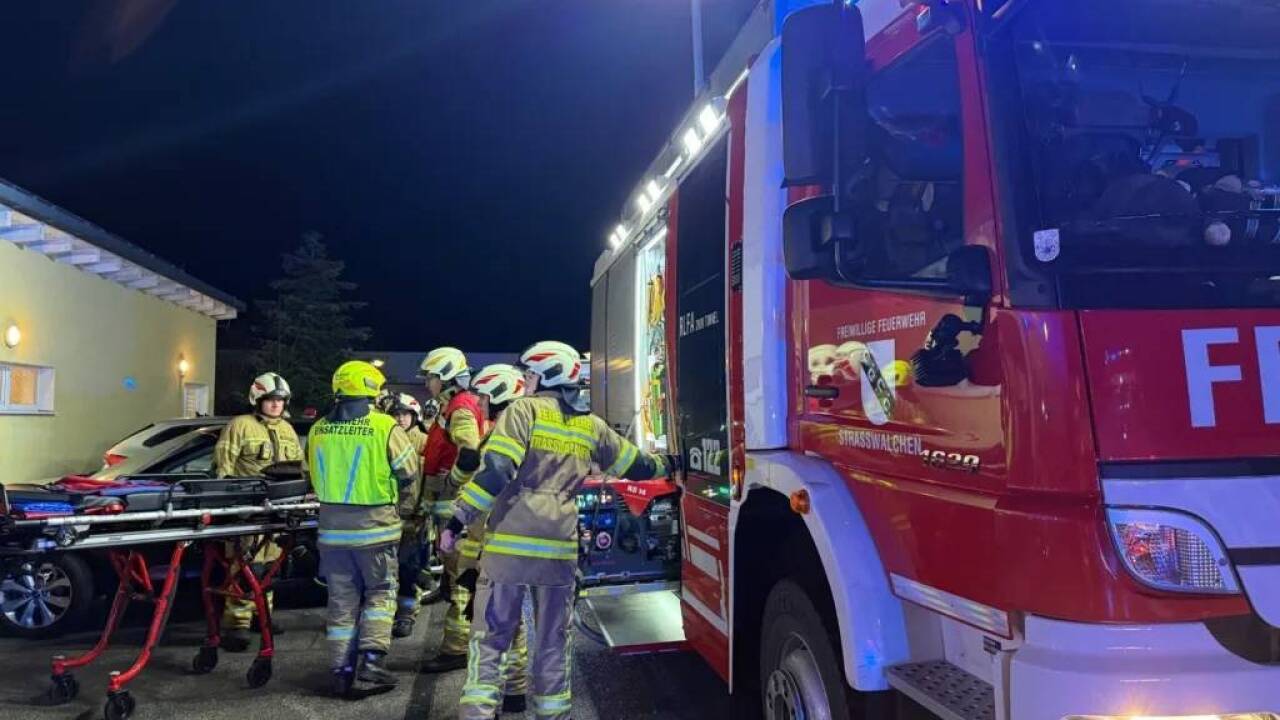 Bilder der Freiwilligen Feuerwehr Straßwalchen vom Einsatz.  
