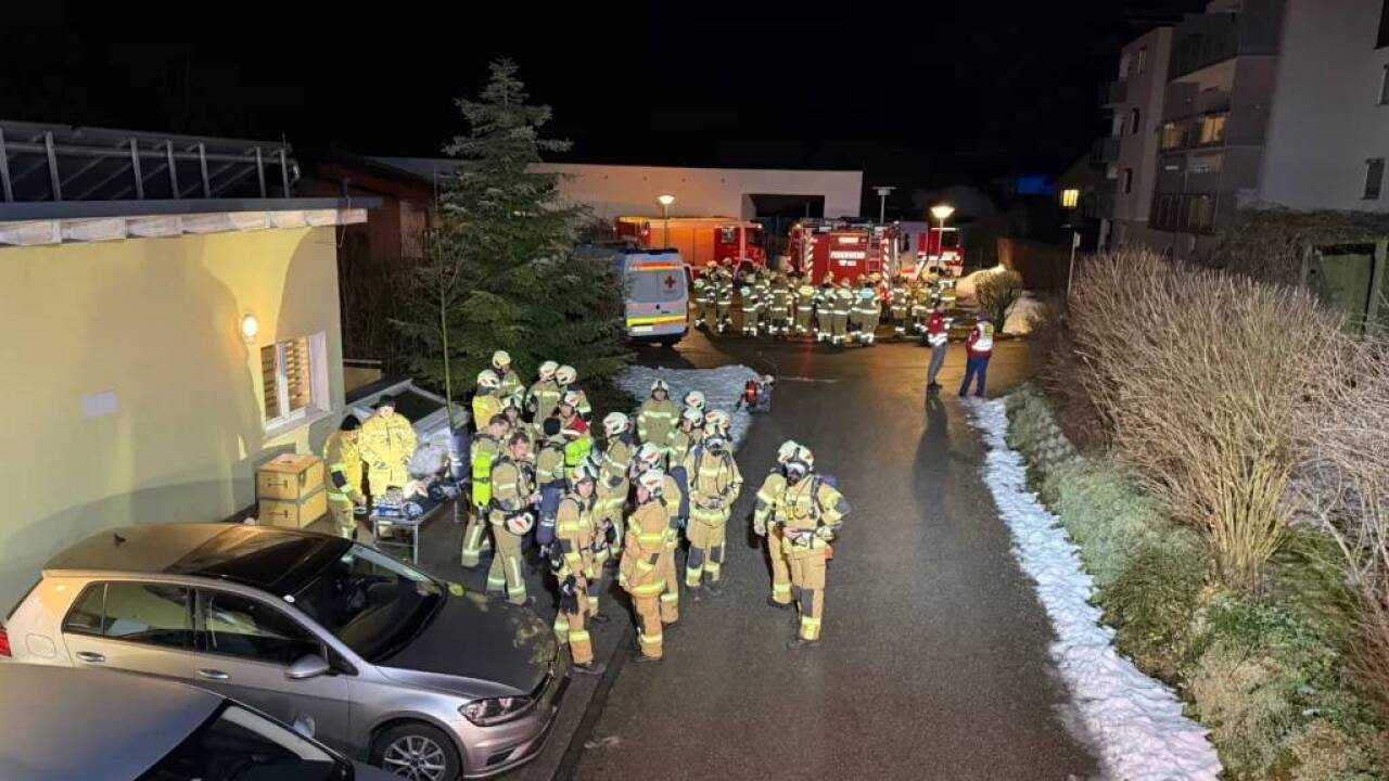 Bilder der Freiwilligen Feuerwehr Straßwalchen vom Einsatz.  