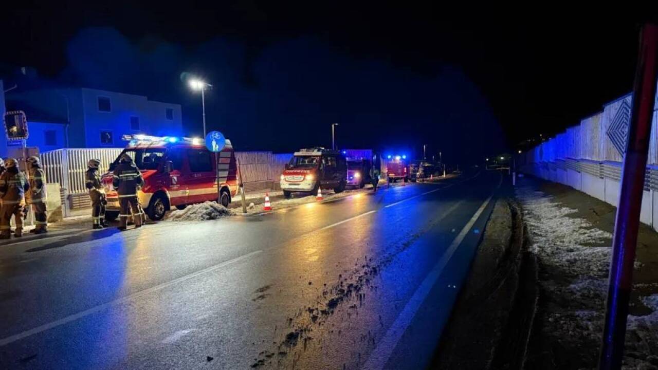 Bilder der Freiwilligen Feuerwehr Straßwalchen vom Einsatz.  