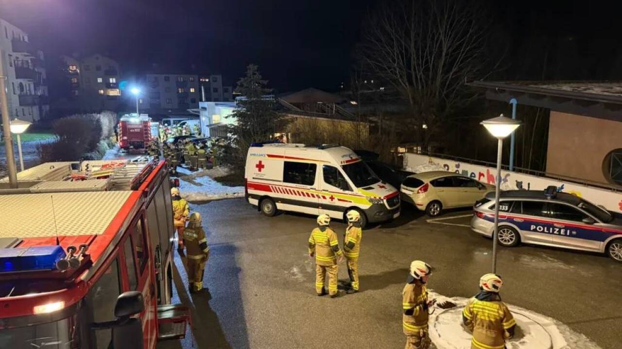 Bilder der Freiwilligen Feuerwehr Straßwalchen vom Einsatz.  
