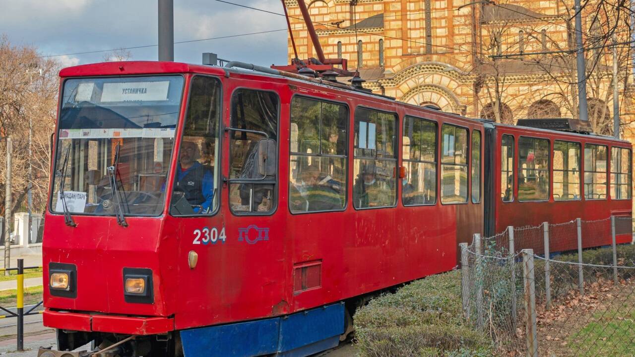 Der Fuhrpark in Belgrad ist in die Jahre gekommen. Schon jetzt fallen öffentliche Verkehrsmittel oft aus.  