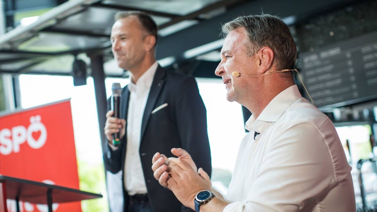 SPÖ-Parteichef Andreas Babler und SPÖ-Bürgermeister Bernhard Auinger.  