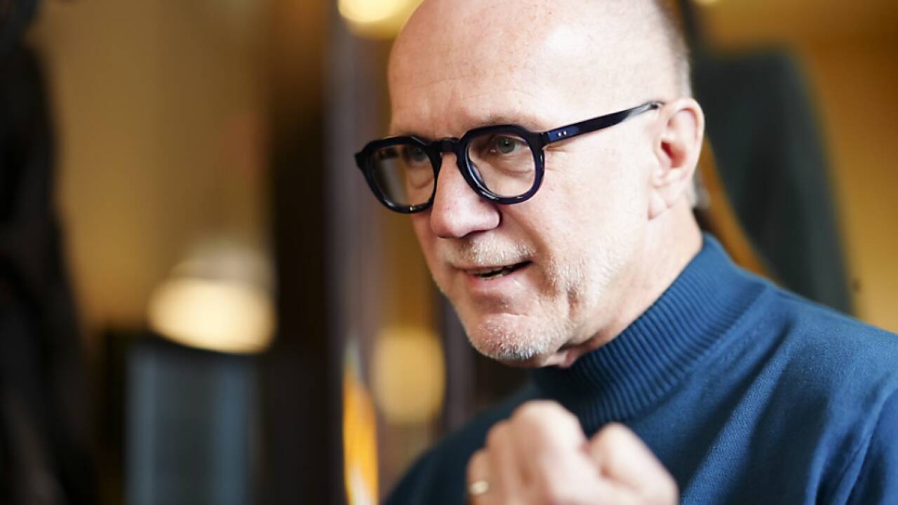 Daniel Glattauer hat ein neues Buch geschrieben  Daniel Glattauer hat ein neues Buch geschrieben