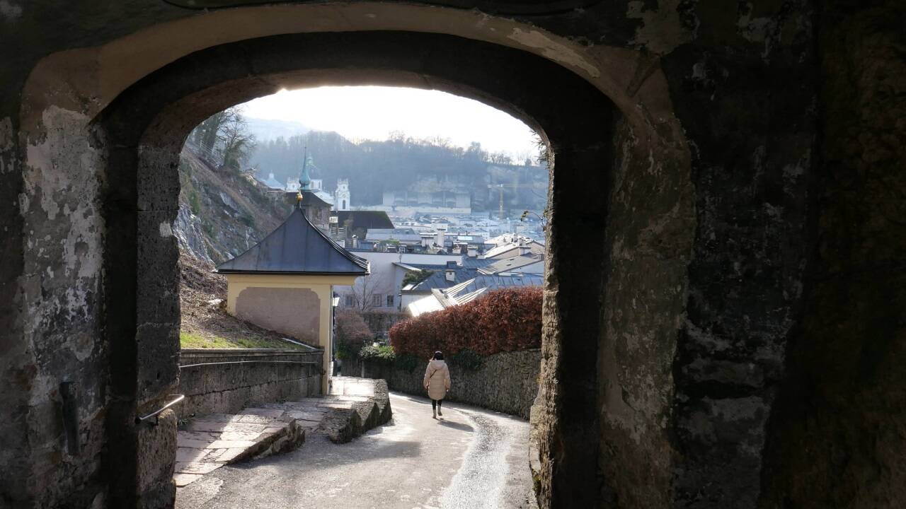 Der Blick hinunter auf die Altstadt.  