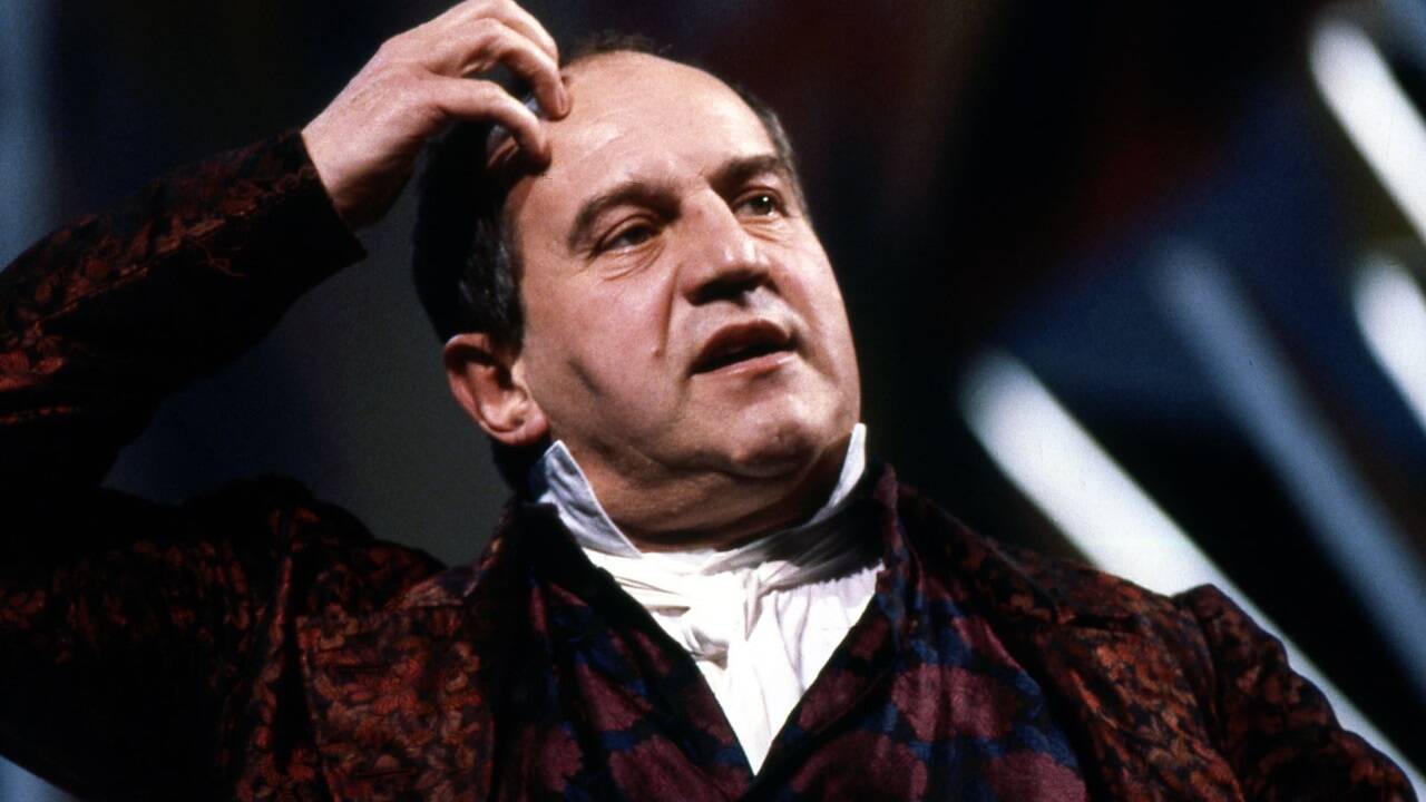 Schenk bei den Salzburger Festspielen 1987 („Der Bauer als Millionär“). 