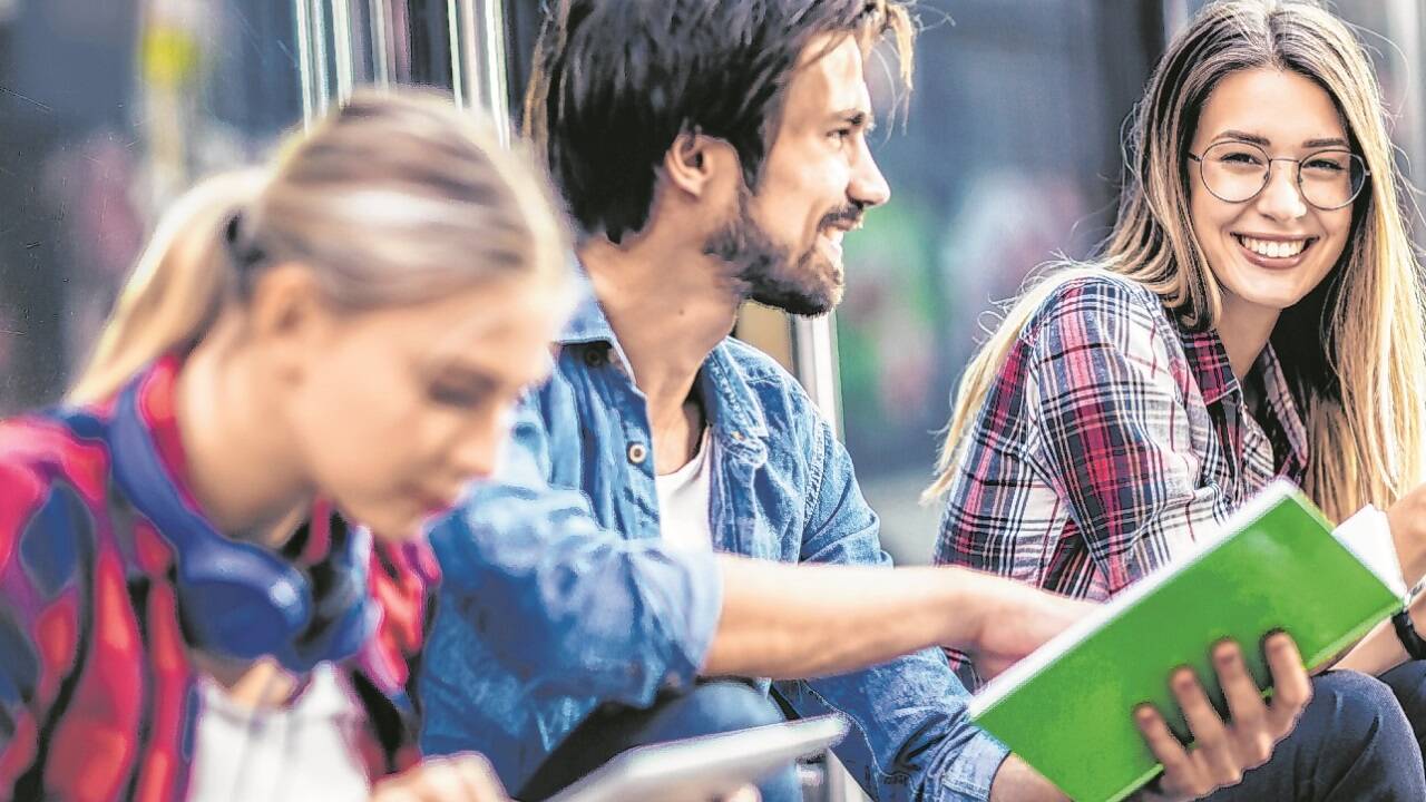 Studierende mit einer Lehrausbildung steigen weniger oft aus dem Studium aus. 