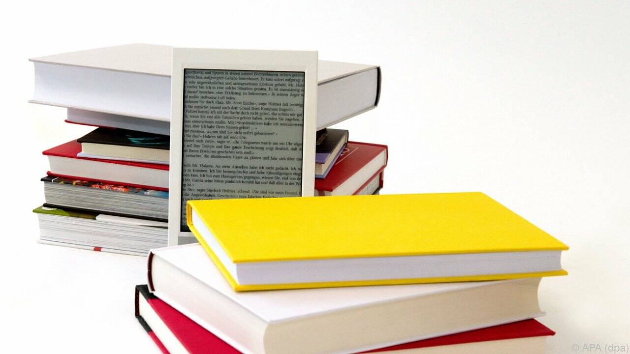 Schulbücher: Oberstufen können aus 861 E-Books auswählen
