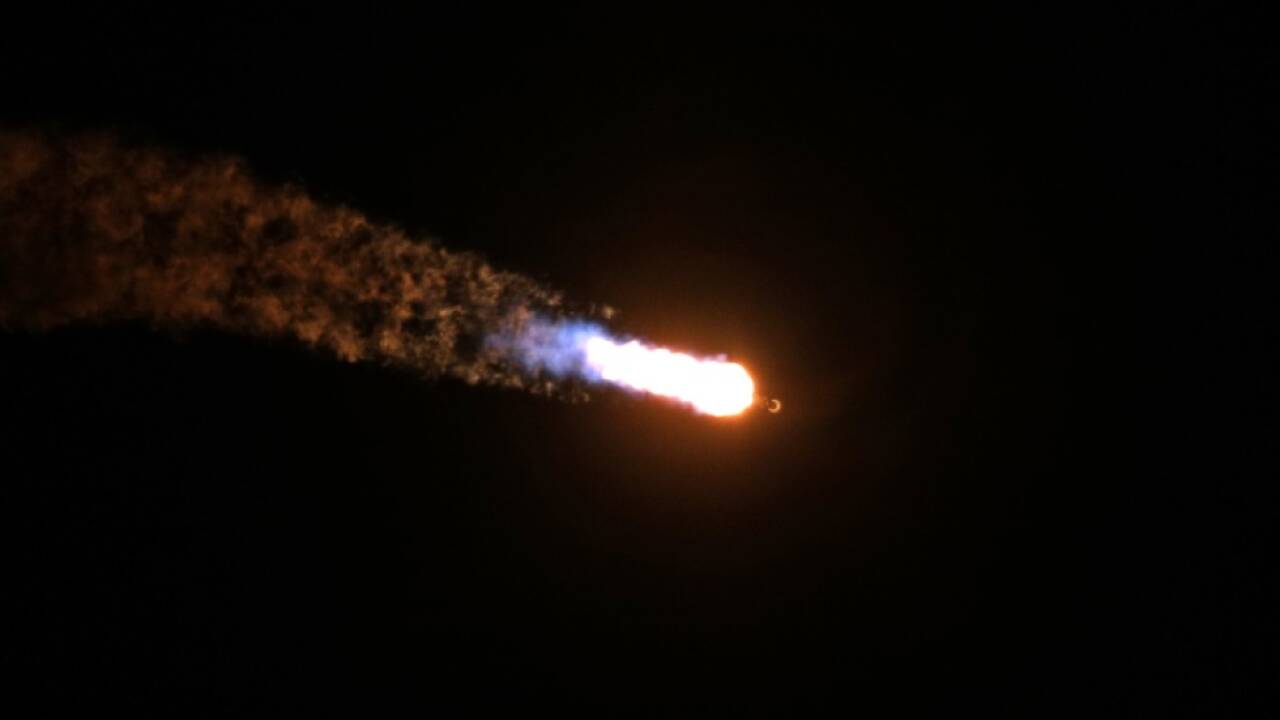 'Falcon 9'-Rakete auf dem Weg ins Orbit 