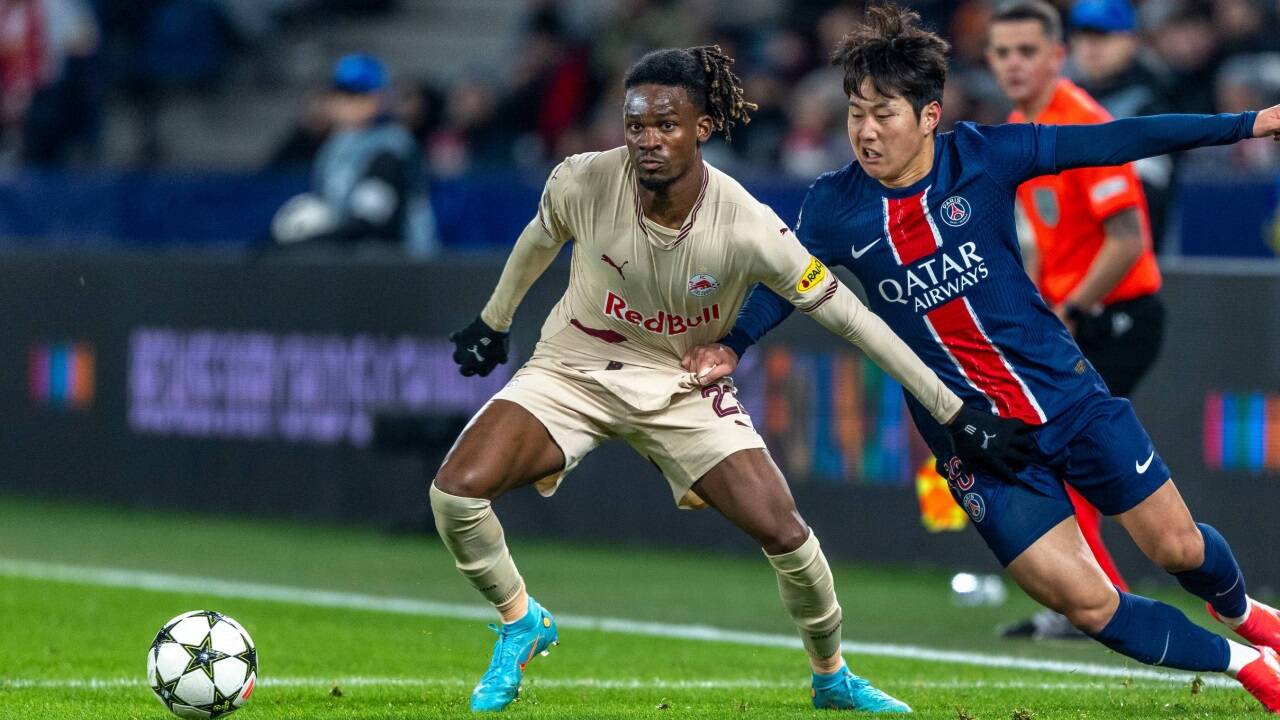 Salzburgs Außenverteidiger Daouda Guindo (l.) und Co. können gegen Real Madrid nur überraschen.  