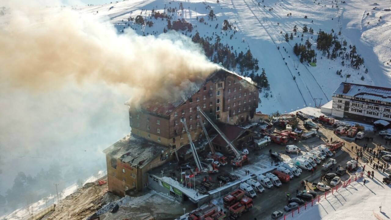 Hotel in türkischem Skigebiet brannte 