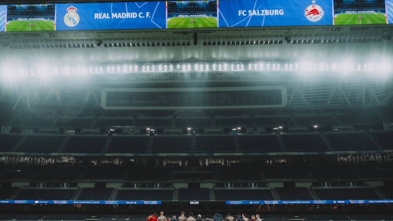 Gastspiel von Salzburg im Estadio Santiago Bernabéu. 