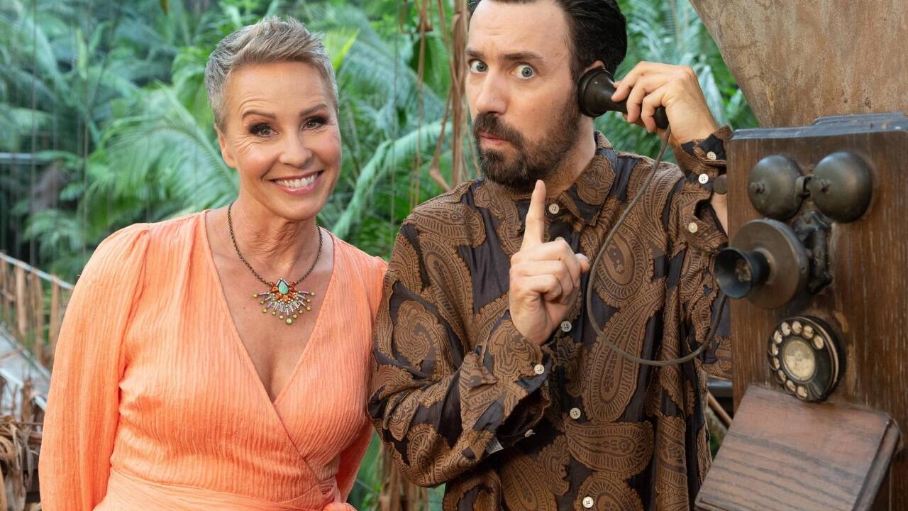 Die „Dschungelcamp“-Moderatoren Sonja Zietlow und Jan Köppen hatten schon an Tag eins der RTL- und RTLplus-Show viel um die Ohren (Archivbild). 
