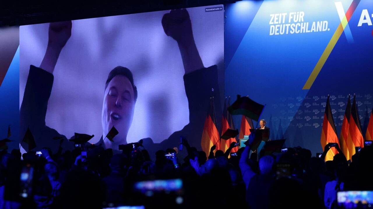 Elon Musk wirbt für die AfD. 