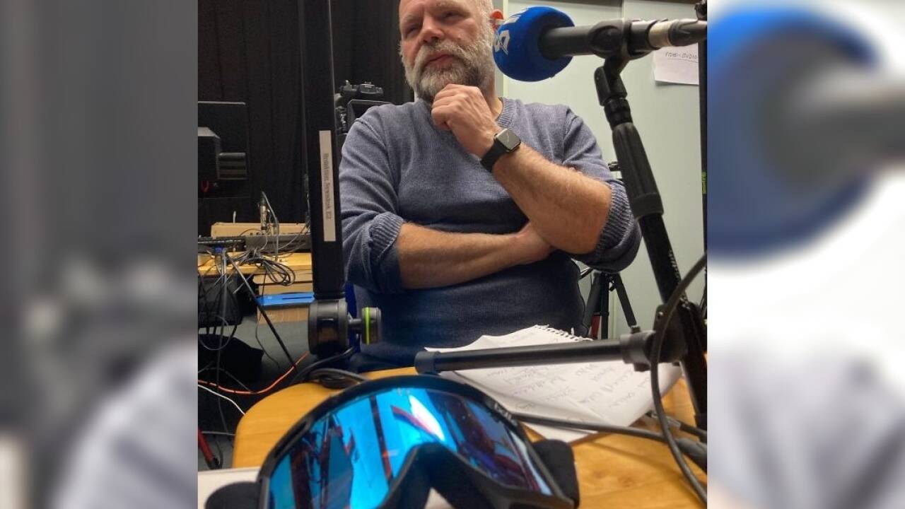 Durchblick dank Skibrille: SN-Popcaster Bernhard Flieher. 