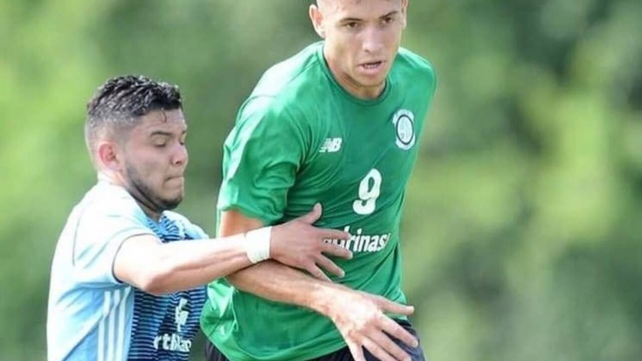 Luan Barbosa (rechts) will in die Salzburger Liga wechseln. 