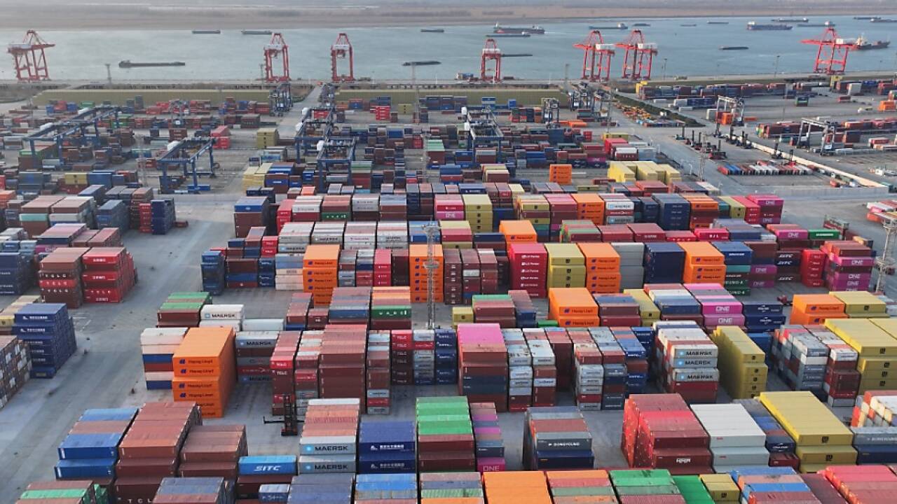 Hafen von Nanjing: China kündigt neue Zölle auf US-Güter an 
