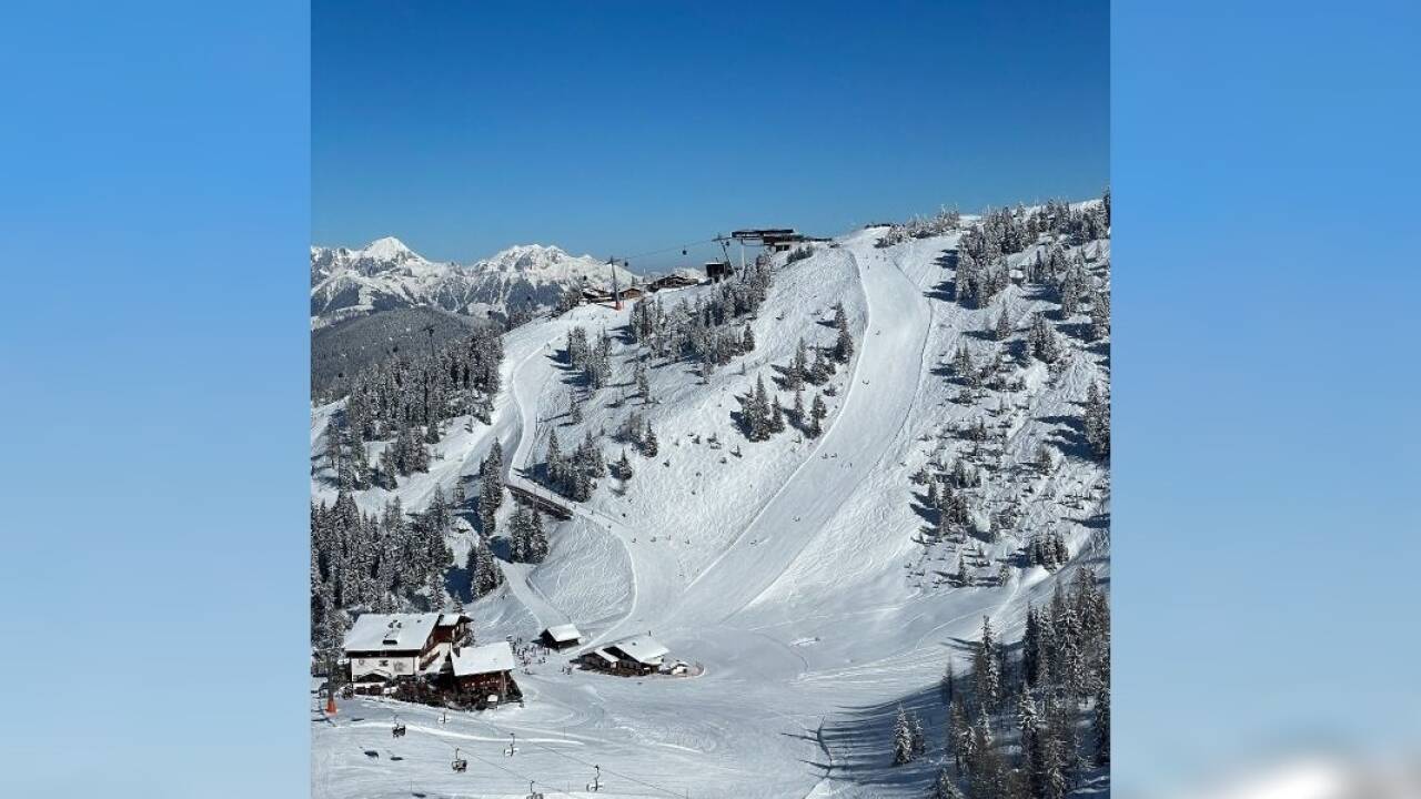 Das Unglück ereignete sich auf der Piste Nummer 15, einer von drei als „schwarze Piste“ (höchster Schwierigkeitsgrad) deklarierten Abfahrten im Skigebiet Wagrain. 