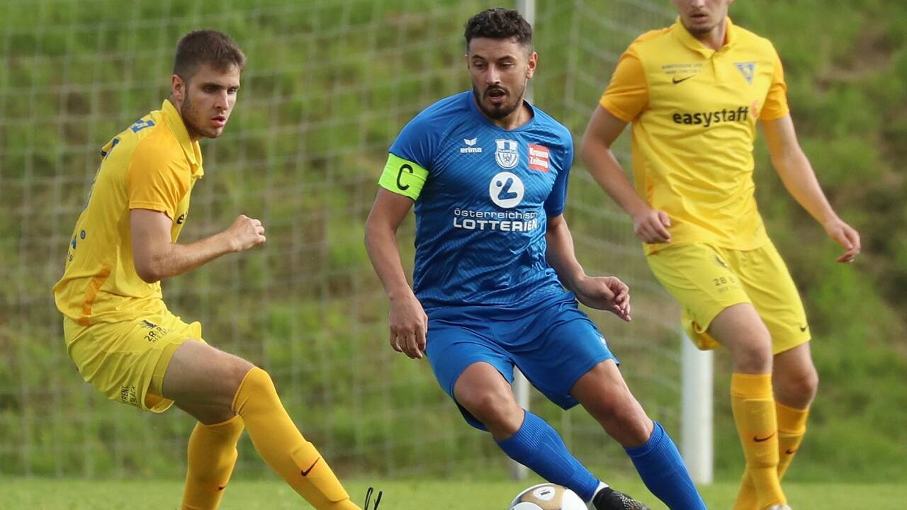 Dzenan Durak (Mitte) ist offensiv das Um und Auf im Plainfelder Spiel. 