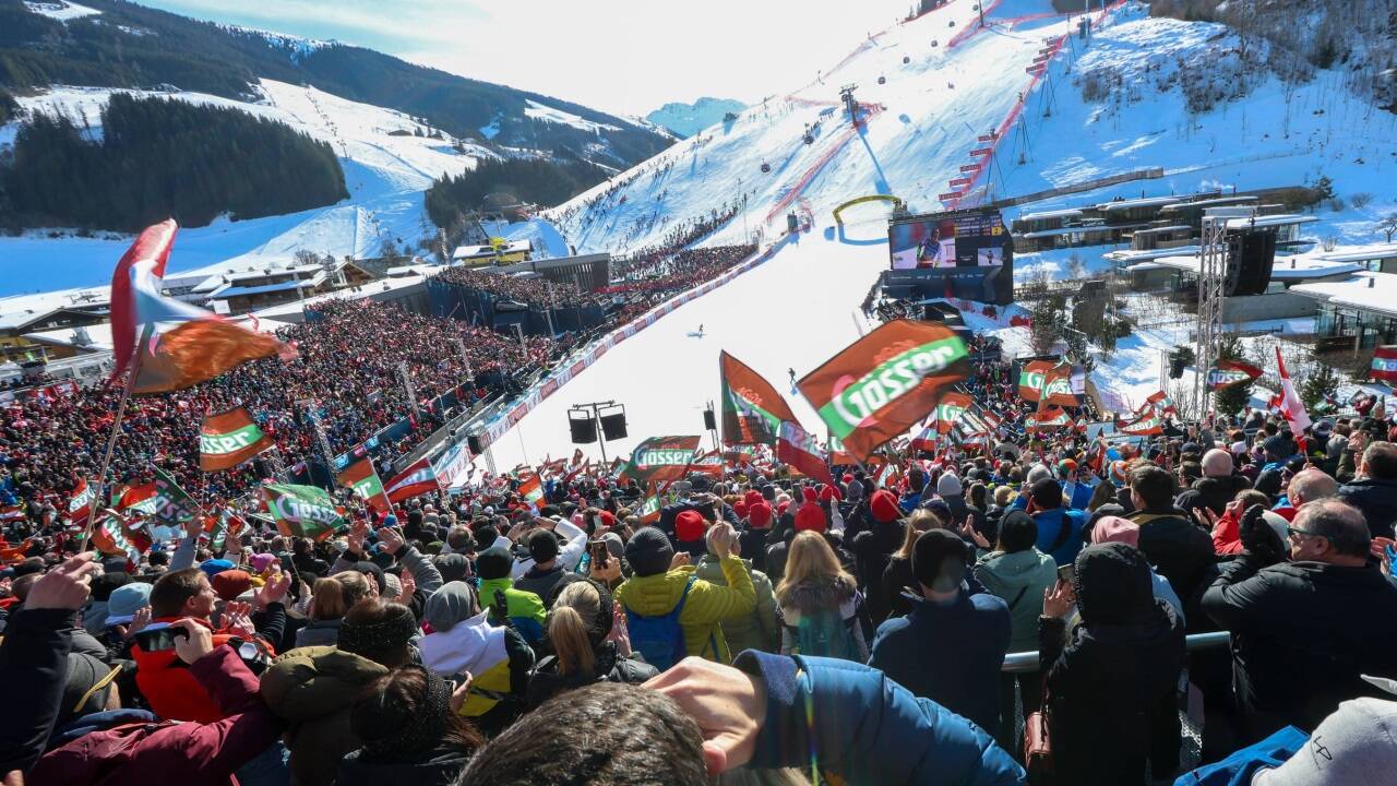 Mehr als 16.000 Zuschauer kommen im Schnitt zu den Rennen. Mehr als 16.000 Zuschauer kommen im Schnitt zu den Rennen.