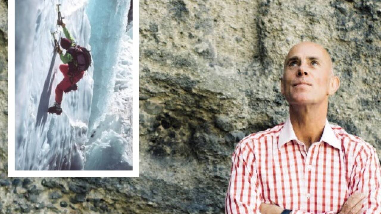 Thomas Bubendorfer schreibt seine Memoiren, in denen er auch zwei lebensbedrohende Abstürze aufarbeitet. Bubendorfer gelangen über 70 Erstbesteigungen, viele im Alleingang und ohne Seil. 