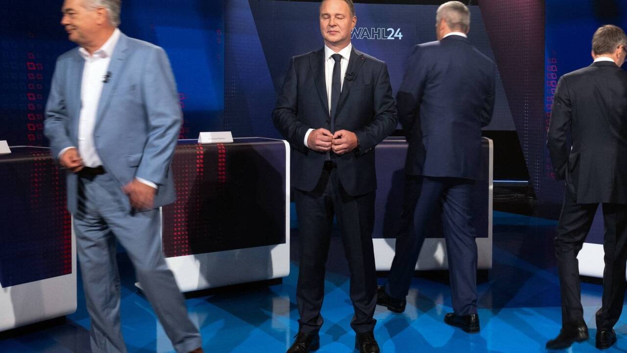 Das Karussell dreht sich weiter: Nach Nehammer legt auch Kickl den Regierungsauftrag zurück. Das Karussell dreht sich weiter: Nach Nehammer legt auch Kickl den Regierungsauftrag zurück.