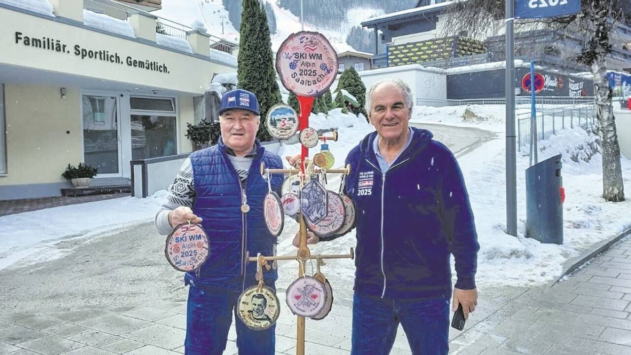 Hans Fuchs (l.) aus Weißpriach begleitet seit Jahren der Mythos der „Ullr“ 