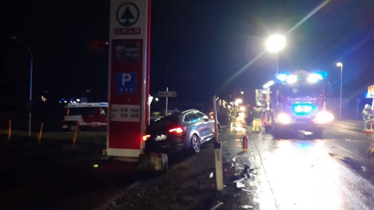 Bilder vom Unfalleinsatz in Bergheim. 