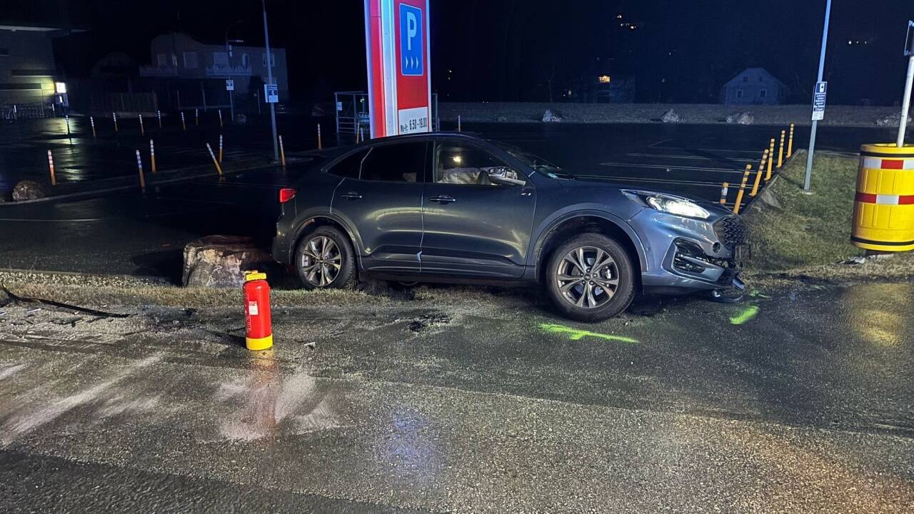 Bilder vom Unfalleinsatz in Bergheim. 
