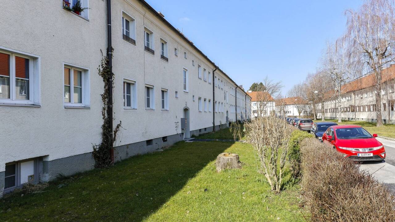 Im Mai 2025 beginnt der Neubau der Südtiroler Siedlung in Salzburg-Liefering. Zuerst werden die zwei Wohngebäude mit den Ersatzwohnungen für die Bestandsmieter errichtet. 