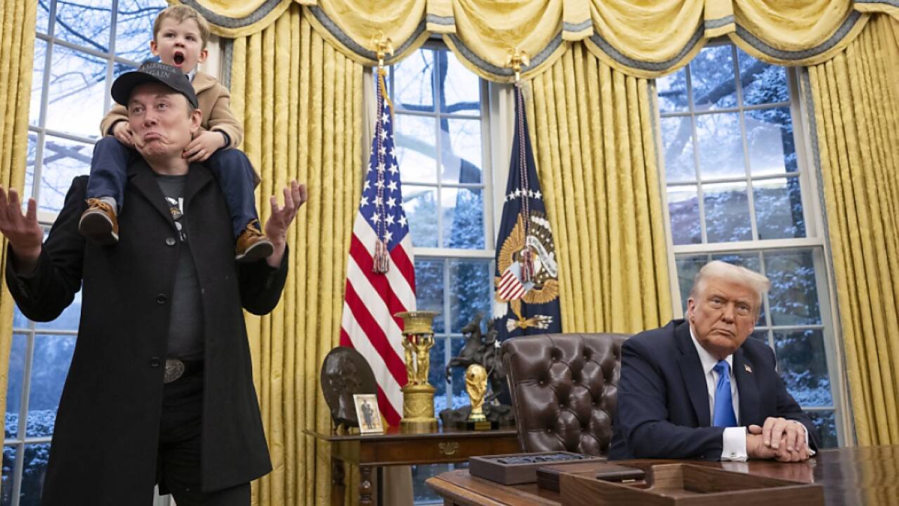 Multimilliardär Elon Musk und US-Präsident Donald Trump im Weißen Haus 