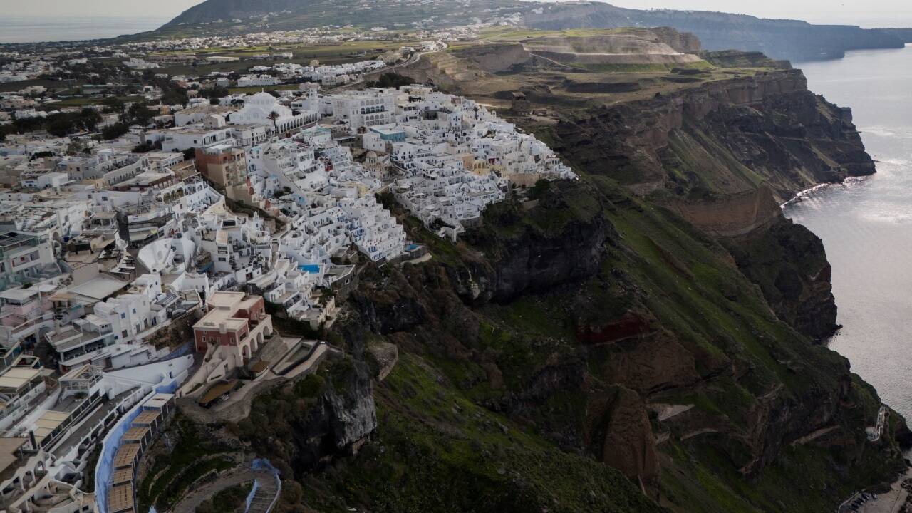 Die griechische Insel Santorini wird weiter von Erdbeben erschüttert (Archivbild). 
