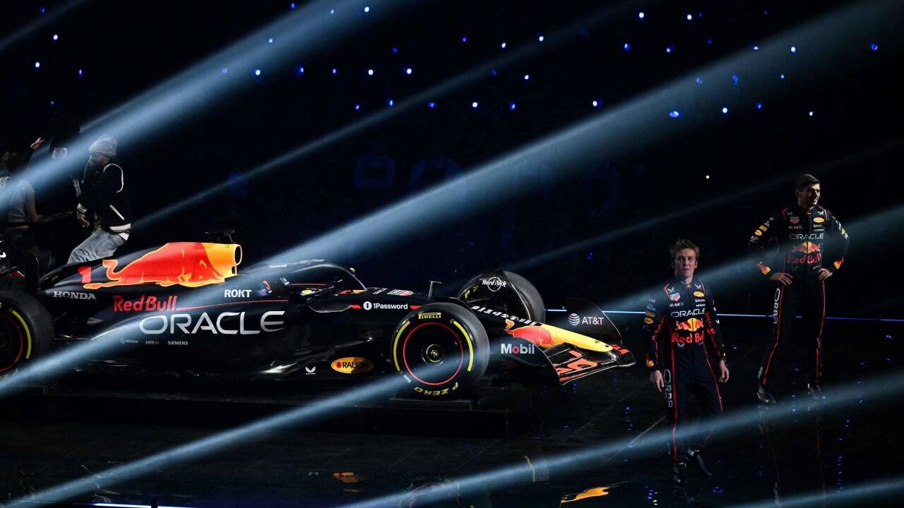 Weltmeister Max Verstappen (r.) hatte schon einmal mehr Spaß. 