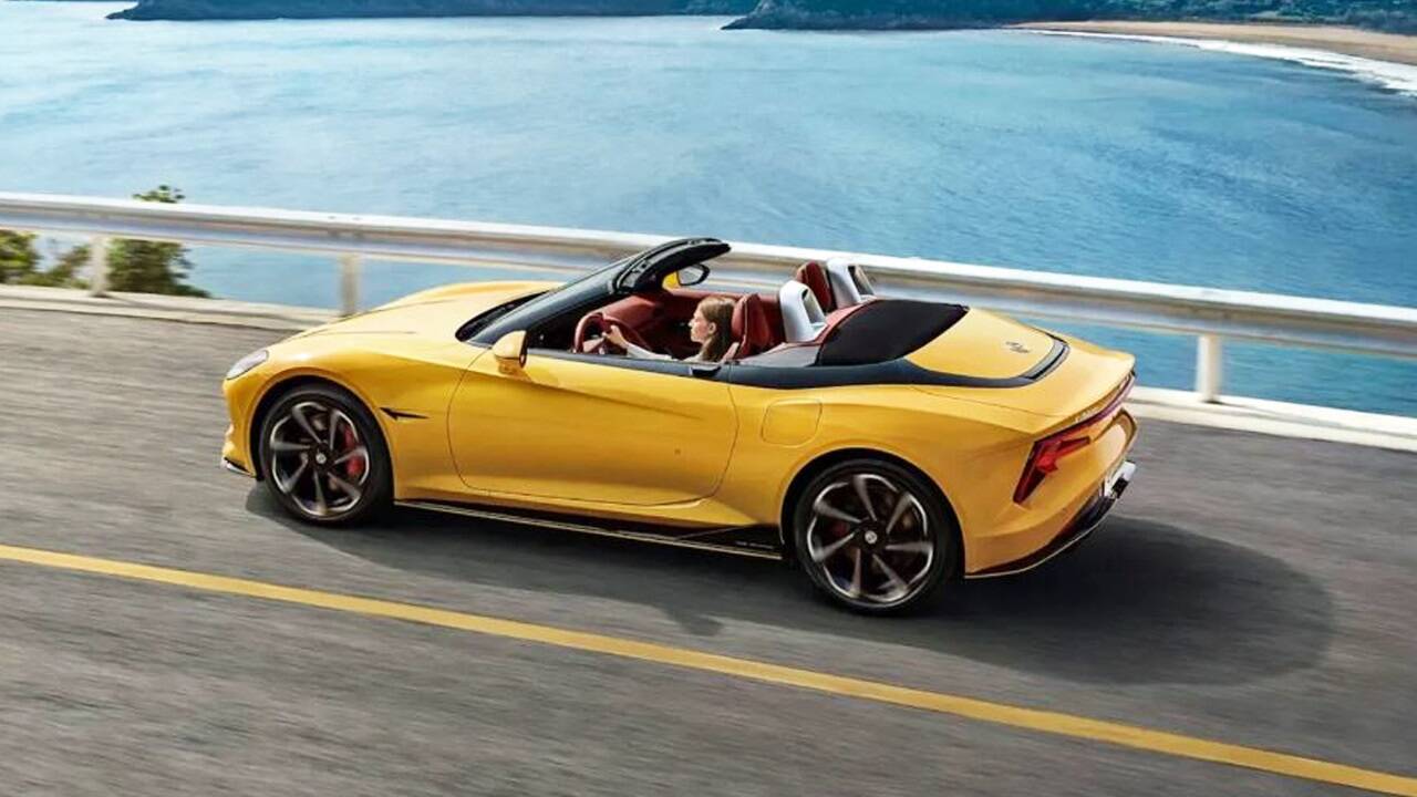 Das erste vollelektrische Cabrio von MG, der Cyberster. 