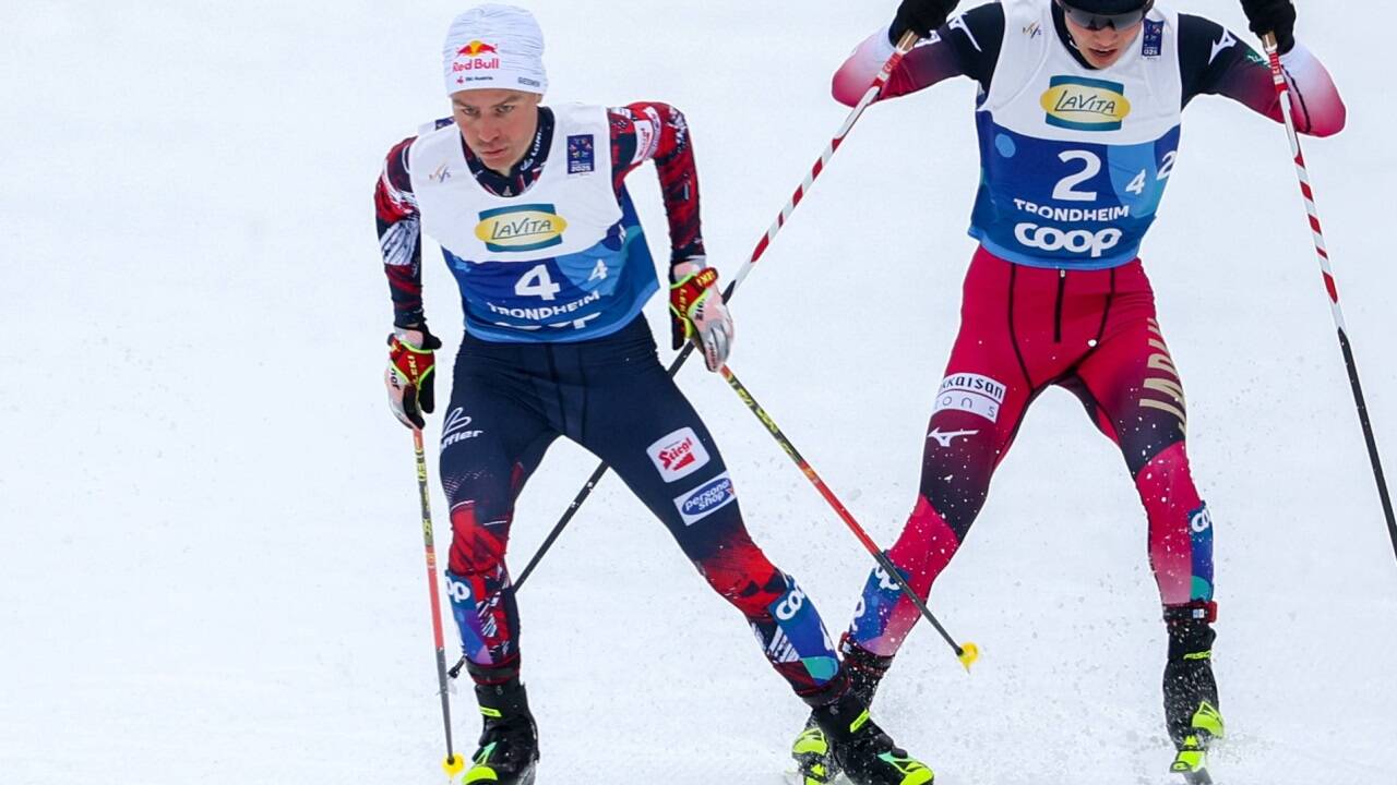 Die strittige Situation: Johannes Lamparter gegen Ryota Yamamoto. 