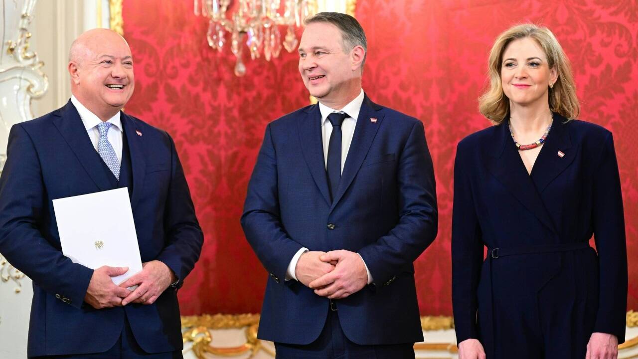Christian Stocker (ÖVP), Andreas Babler (SPÖ) und Beate Meinl-Reisinger (Neos).  