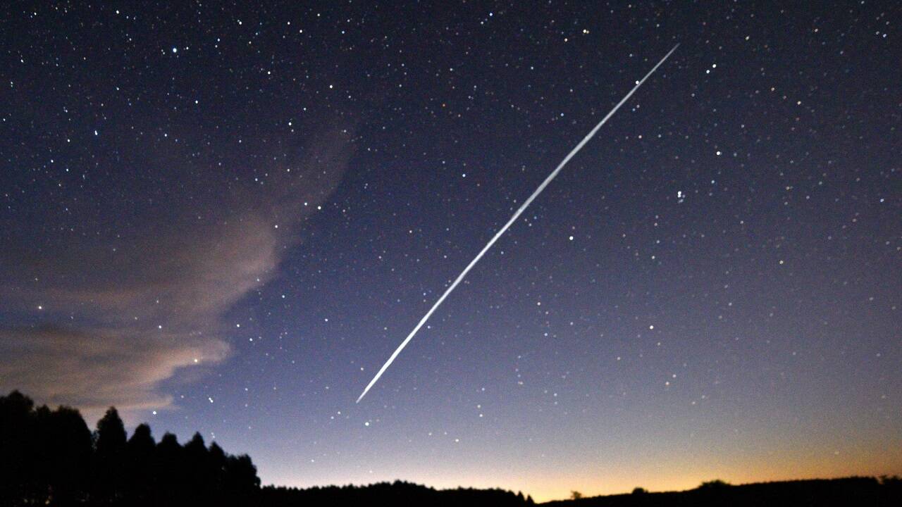 Starlink ist ein Satelliten-Kommunikationssystem von Elon Musks SpaceX. 