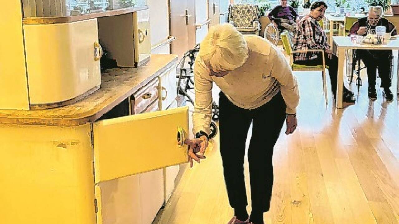 Jede der vier Wohnungen im Seniorenwohnhaus Werfen verfügt über einen großen Gemeinschaftsraum zum Essen und gemeinsamen Verweilen. 