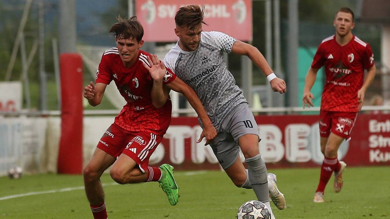 Auf welche Gegner Kuchl (Daniel Temel/l.) und Saalfelden (Philipp Zehentmayr) in der Regionalliga ab der Saison 2026/27 treffen werden, ist weiterhin höchst ungewiss. Auf welche Gegner Kuchl (Daniel Temel/l.) und Saalfelden (Philipp Zehentmayr) in der Regionalliga ab der Saison 2026/27 treffen werden, ist weiterhin höchst ungewiss.