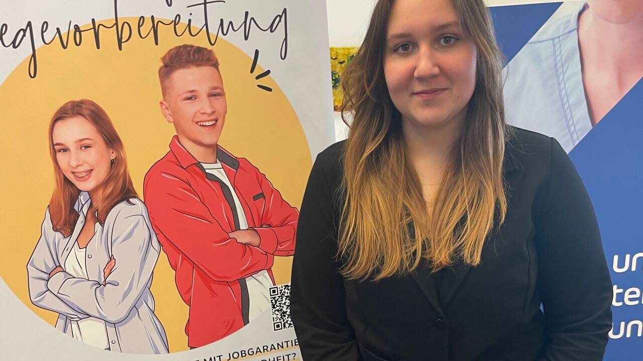  Jasmin Fassolder startet nach dem Abschluss des Elisabethinums in St. Johann eine Ausbildung zur Pflegeassistenz. 