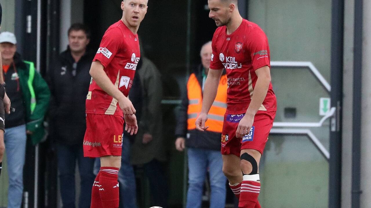Harald Nindl (links) und Frederik Bilovsky peilen mit Bramberg einen Spitzenplatz in der Salzburger Liga an. Harald Nindl (links) und Frederik Bilovsky peilen mit Bramberg einen Spitzenplatz in der Salzburger Liga an.