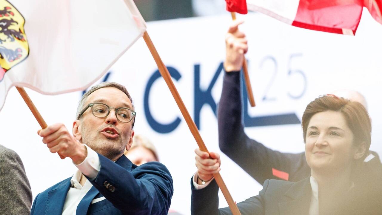 Das Scheitern der Regierungsverhandlungen zwischen FPÖ-Chef Herbert Kickl und der ÖVP schmerze sie sehr, sagt Salzburgs FPÖ-Chefin Svazek.  