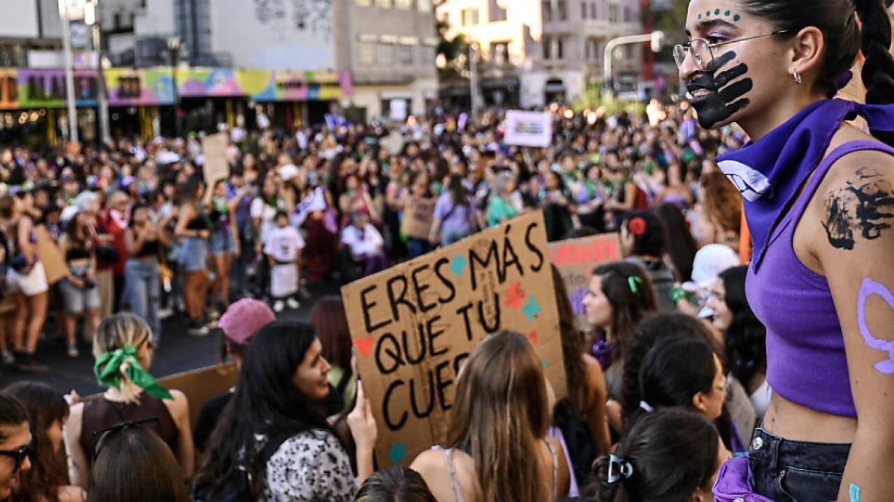 Proteste am Frauentag 2023 in Santiago de Chile 