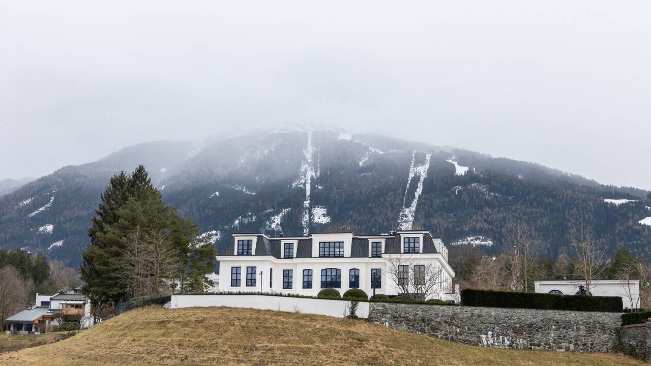 Die Villa in Innsbruck Igls, aus der Benkos Familie nun auszog, soll ein Wellnesshotel werden.  