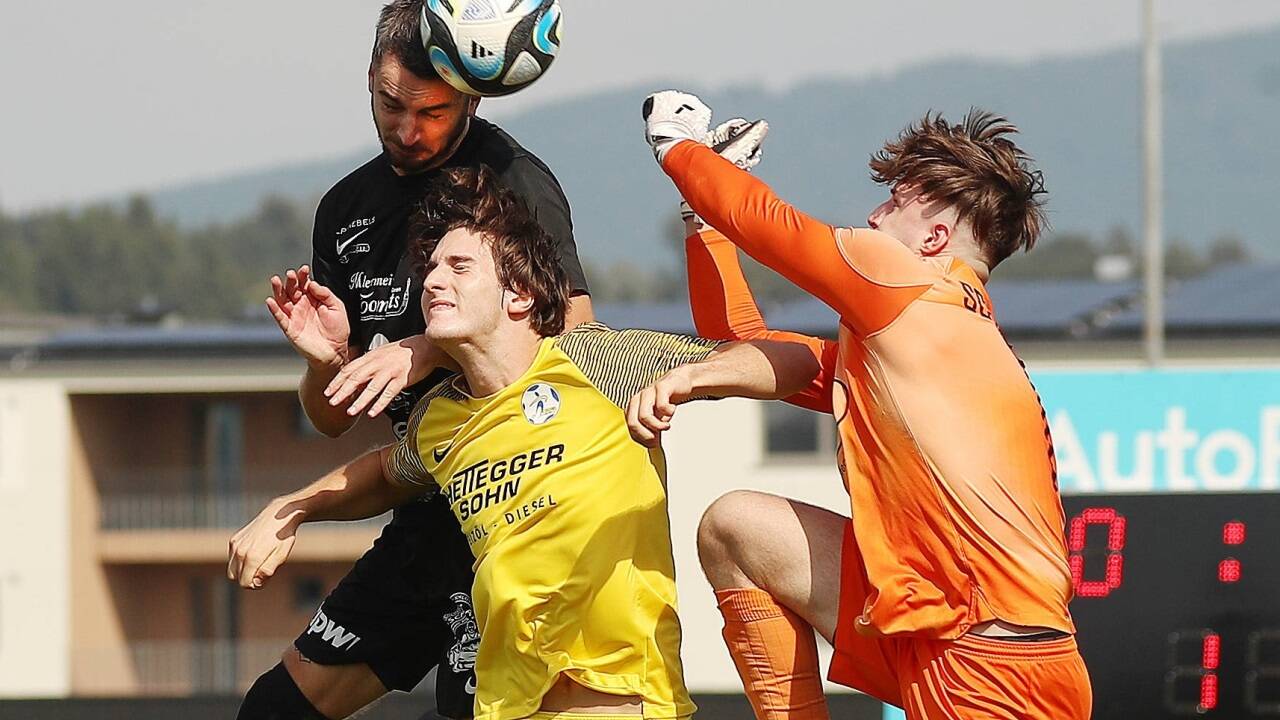 Mario Kreuzer (links) kann im Frühjahr der Salzburger Liga nicht spielen. 