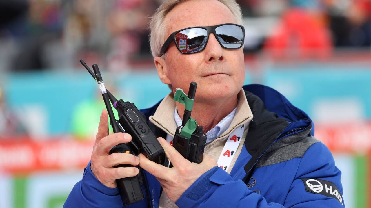 Der frühere FIS-Renndirektor Walter Hofer gestaltete über 28 Jahre den Skisprungsport. Auch er ist nachdenklich geworden. 